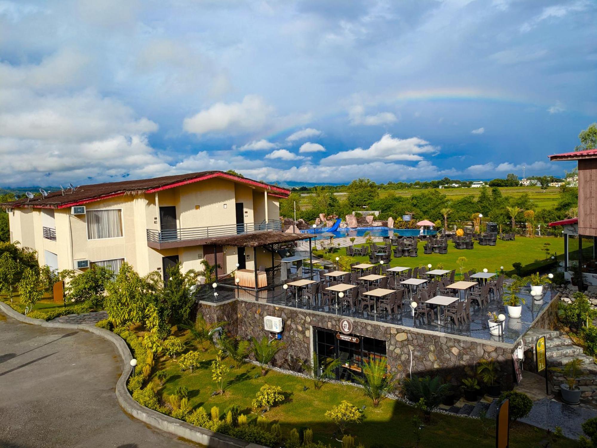 Anantum Gateway Resorts Rāmnagar Exterior photo